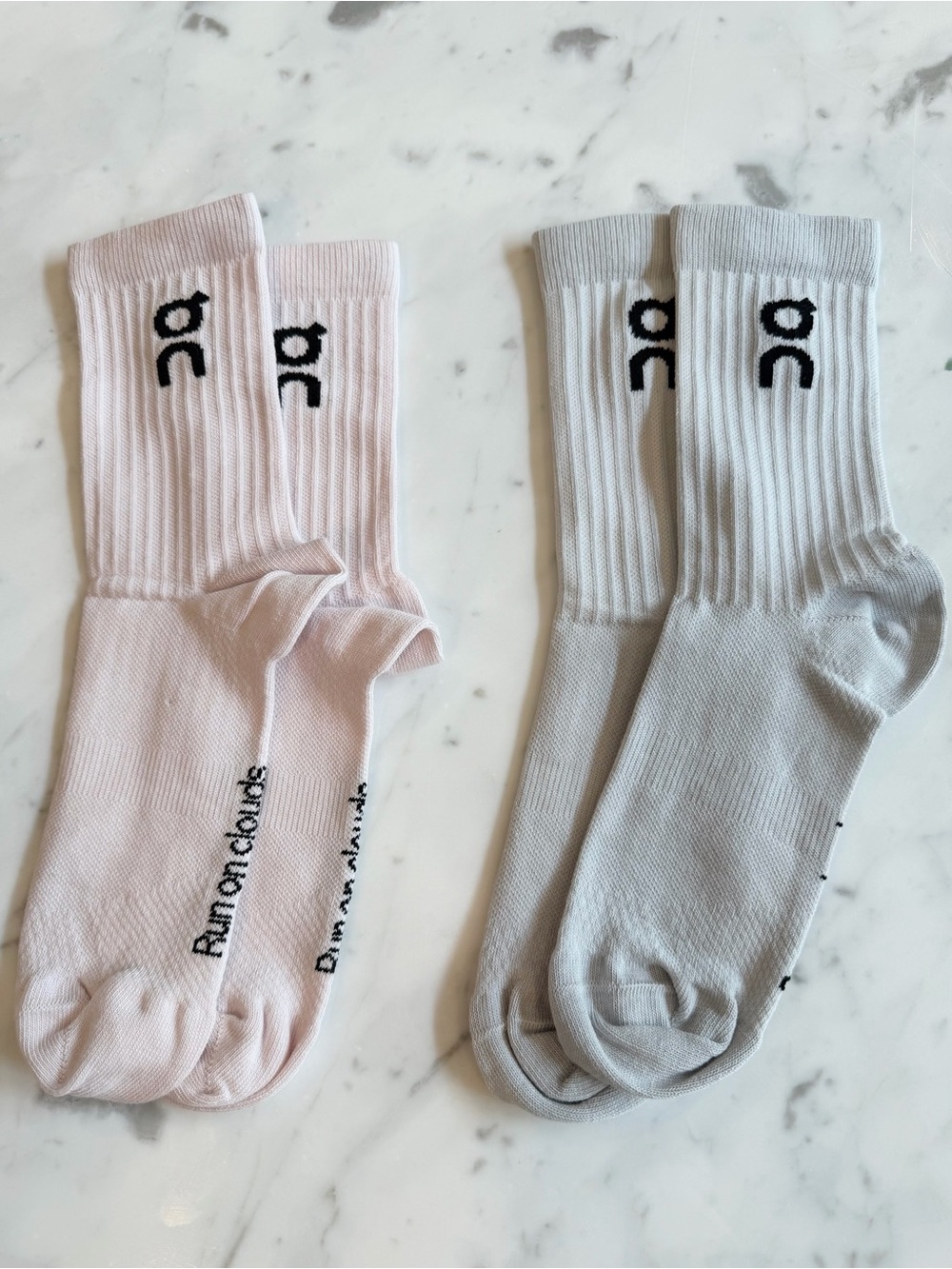 On Running Crew Socks - Light Pink & Light Gray (2 Pair)